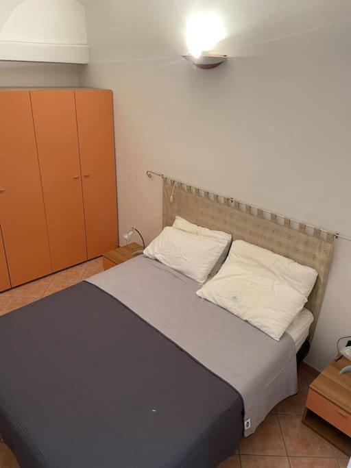 Appartamento A Due Passi Dal Mare Finale Ligure Exterior foto